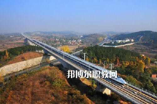 廣西2021年100分能上鐵路學(xué)校嗎