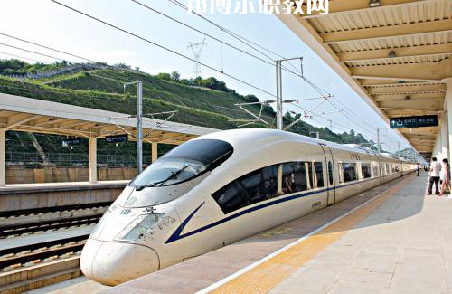 廣西2021年初中生可以讀什么鐵路學校