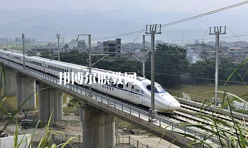 廣西2021年鐵路學校有哪些專業(yè)好