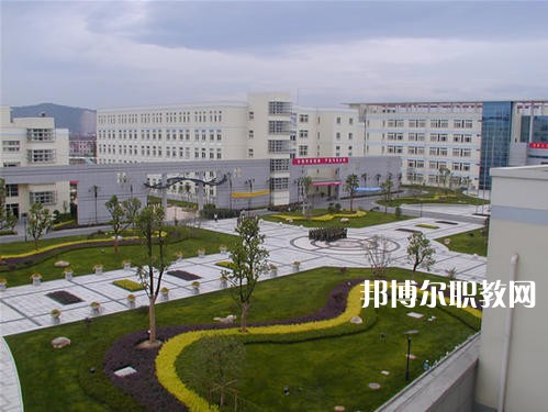 成都信息技術(shù)學(xué)校2021年錄取分數(shù)線