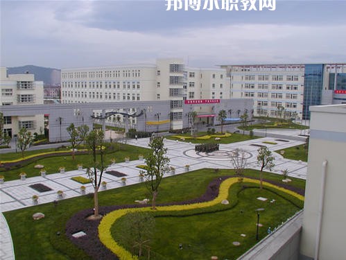 西昌現(xiàn)代職業(yè)技術(shù)學(xué)校2021年報(bào)名條件、招生要求