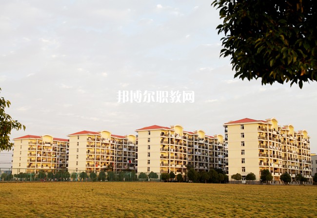 合肥行知技工學(xué)校2021年報名條件、招生要求、招生對象