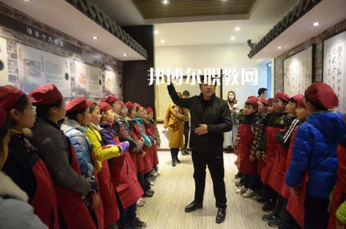 江蘇省淮陰商業(yè)學(xué)校2021年報(bào)名條件、招生要求、招生對象