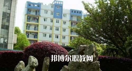 都勻市中等職業(yè)技術(shù)學(xué)校2021年報(bào)名條件、招生要求、招生對(duì)象