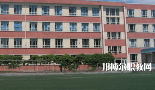 花溪區(qū)職業(yè)教育培訓(xùn)管理中心2021年報(bào)名條件、招生要求、招生對象