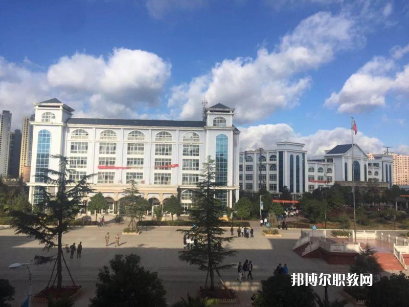 曲靖師宗職業(yè)技術(shù)學(xué)校2021年報(bào)名條件、招生要求、招生對(duì)象