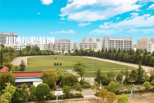 曲靖財經(jīng)學校2021年報名條件、招生要求、招生對象