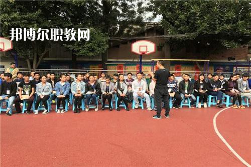 四川省彝文學(xué)校2021年報(bào)名條件、招生要求、招生對(duì)象