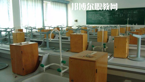 臨泉縣靖波信息技術(shù)學(xué)校2021年報名條件、招生要求、招生對象 