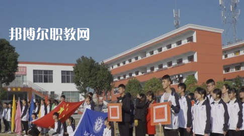 太湖縣技工學(xué)校2021年學(xué)費(fèi)、收費(fèi)多少