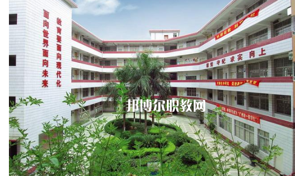 西安2021年初中畢業(yè)報(bào)什么中專學(xué)校