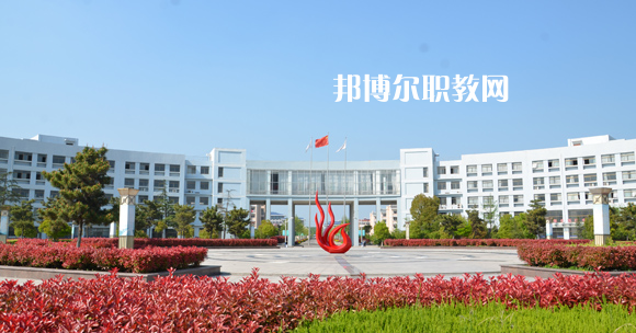 江蘇省宿遷中等專業(yè)學校2022年學費、收費多少