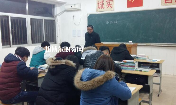 泰州市體育運(yùn)動(dòng)學(xué)校2022年報(bào)名條件、招生要求、招生對(duì)象