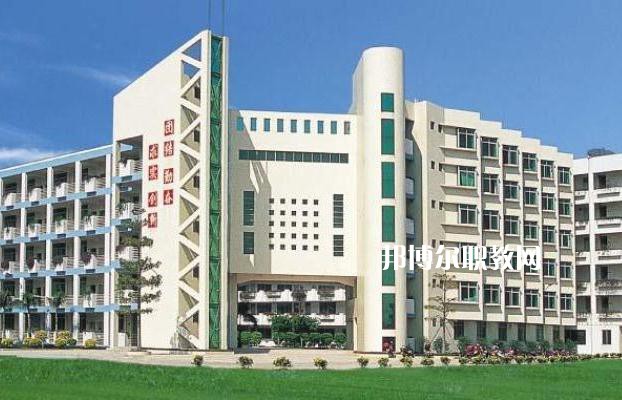 重慶第二農(nóng)業(yè)學(xué)校2022年學(xué)費(fèi)、收費(fèi)多少 