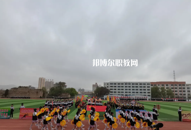 定西工貿(mào)中等專業(yè)學校2022年招辦電話
