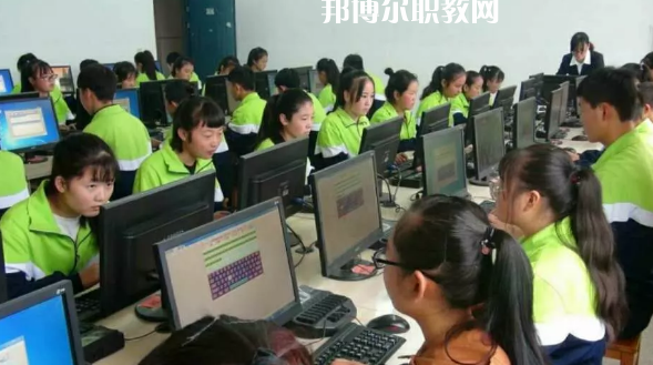 甘肅寧縣職業(yè)中等專業(yè)學(xué)校怎么樣、好不好