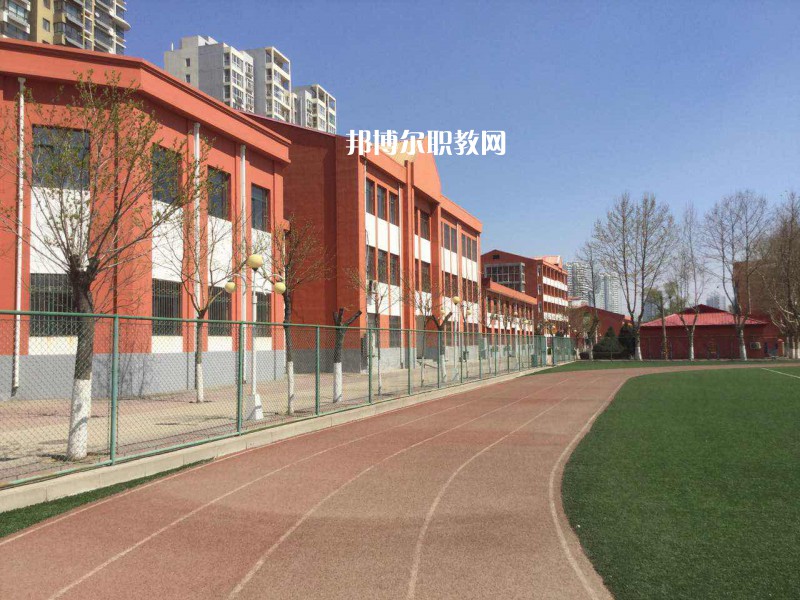 秦皇島渤?？萍贾械葘I(yè)學(xué)校2022年招生簡章