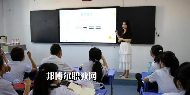 西安經(jīng)開職業(yè)學(xué)校2022年報名條件、招生要求、招生對象