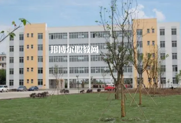 四川省廣漢市職業(yè)中專學(xué)校2022年報名條件、招生對象、招生要求