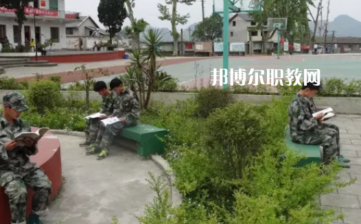 遵義南方白酒中等專業(yè)學(xué)校2022年學(xué)費、收費多少