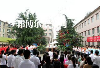 石家莊機(jī)械技工學(xué)校2022年報(bào)名條件、招生要求、招生對(duì)象