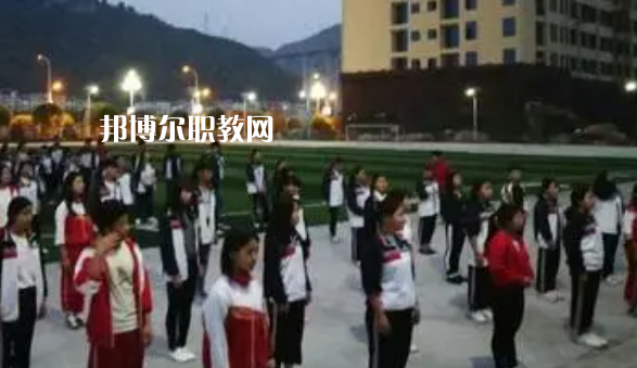 沿河土家族自治縣中等職業(yè)學(xué)校2022年報(bào)名條件、招生要求、招生對象