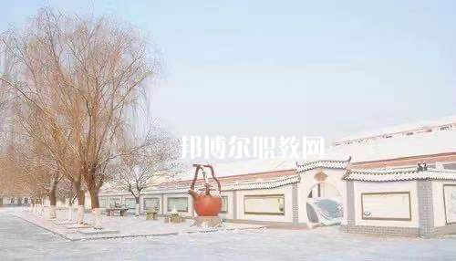 江蘇省金山中等專業(yè)學校2022年報名條件、招生要求、招生對象