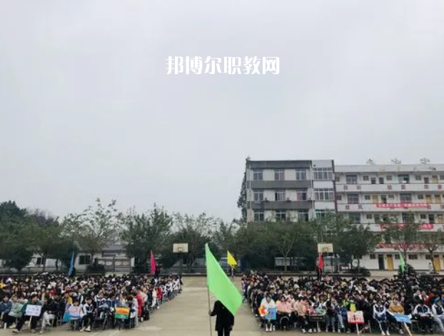 瀘州天宇中等職業(yè)技術學校2022年學費、收費多少