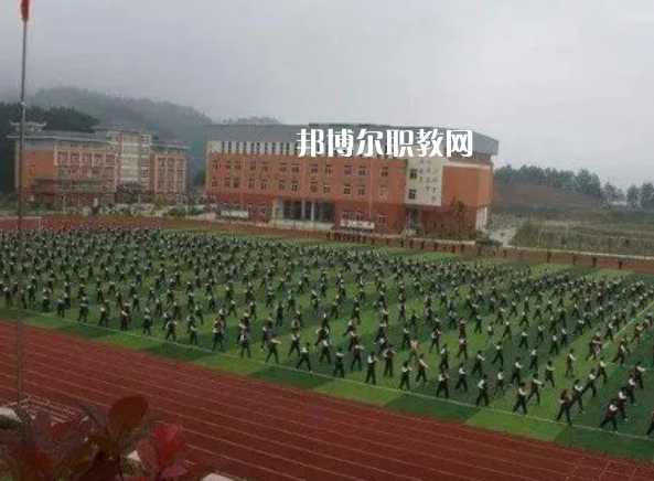 云南貿(mào)易經(jīng)濟(jì)學(xué)校2022年報(bào)名條件、招生要求。招生對象