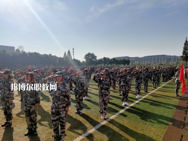 六安市職業(yè)學(xué)校(中專(zhuān)部)2022年報(bào)名條件、招生要求、招生對(duì)象