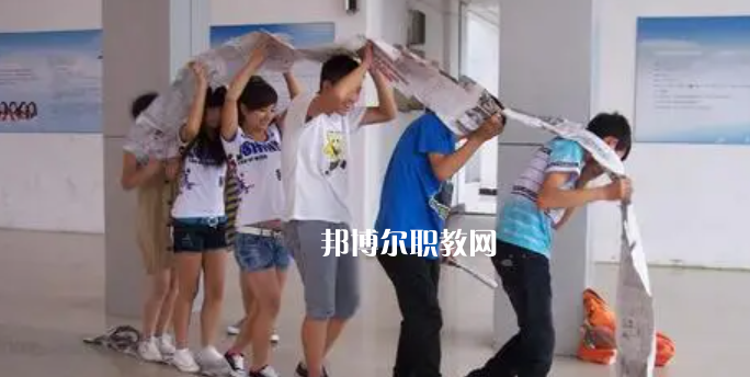 成都金海洋創(chuàng)意產(chǎn)業(yè)職業(yè)技術(shù)學(xué)校2022年學(xué)費、收費多少