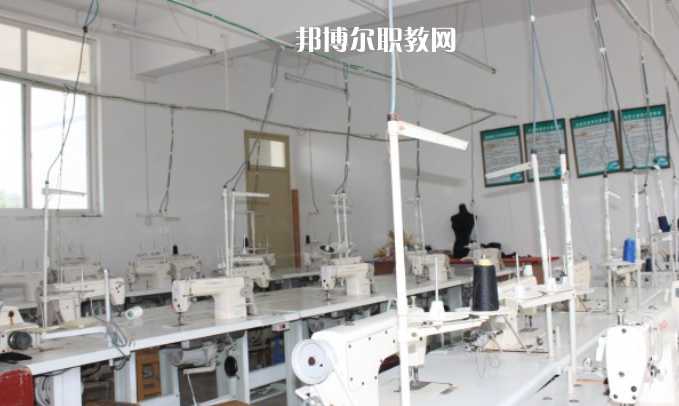 貞豐縣職業(yè)技術(shù)學(xué)校2022年報(bào)名條件、招生要求、招生對(duì)象