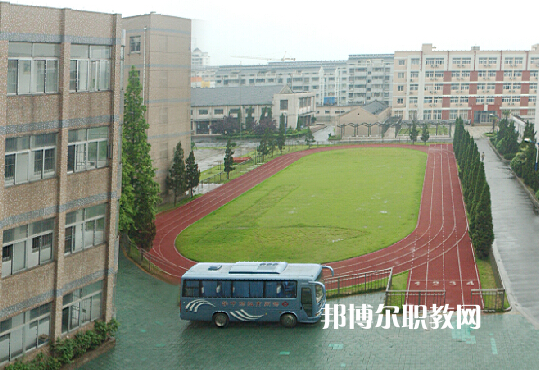 揚(yáng)州市弘揚(yáng)中等專業(yè)學(xué)校2022年報(bào)名條件、招生要求、招生對(duì)象