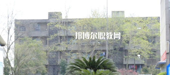 成都汽車職業(yè)技術學校2022年宿舍條件