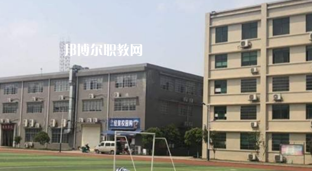 孟連縣職業(yè)高級中學2022年報名條件、招生要求、招生對象
