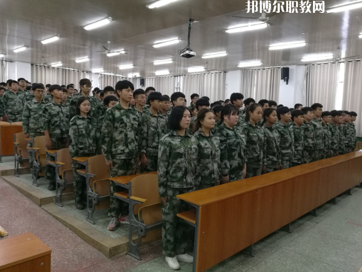 河北軌道交通中等專業(yè)學校2022年報名條件、招生要求、招生對象
