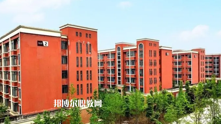 樂(lè)山醫(yī)藥科技學(xué)校2022年報(bào)名條件、招生要求、招生對(duì)象