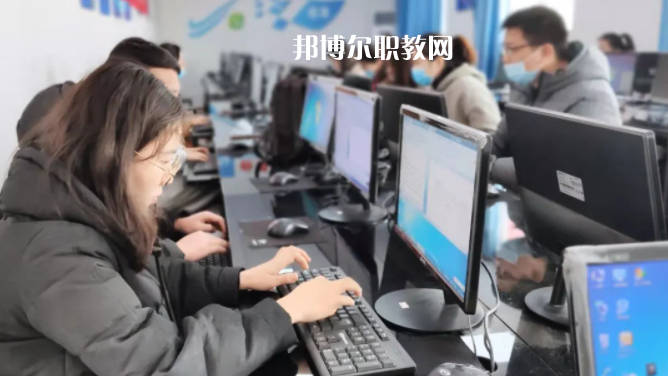 合肥中科信息工程技工學校2022年報名條件、招生要求、招生對象