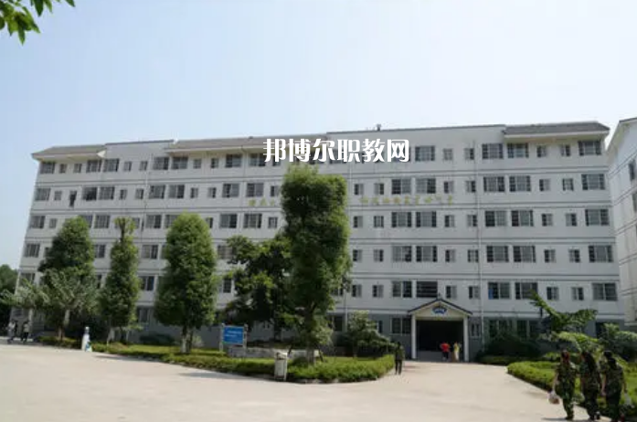 姚安縣職業(yè)高級(jí)中學(xué)2022年報(bào)名條件、招生要求、招生對象