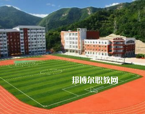 重慶醫(yī)院科技學(xué)校2022年報名條件、招生要求、招生對象