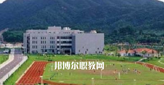 滎經(jīng)縣職業(yè)高級中學(xué)2022年報名條件、招生要求、招生對象