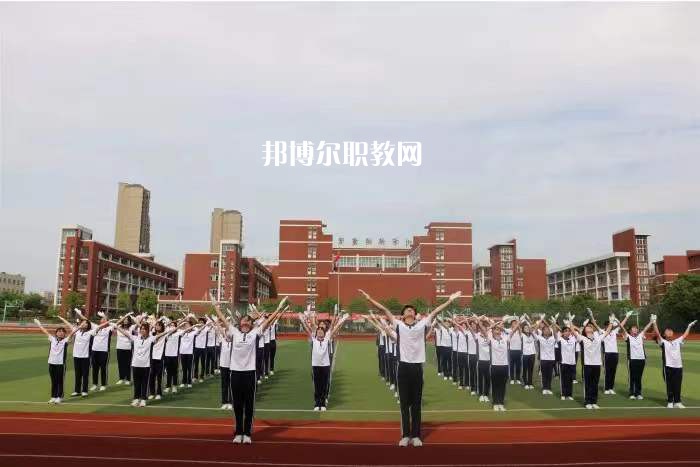 滁州市旅游商貿(mào)學(xué)校2022年報(bào)名條件、招生要求、招生對(duì)象
