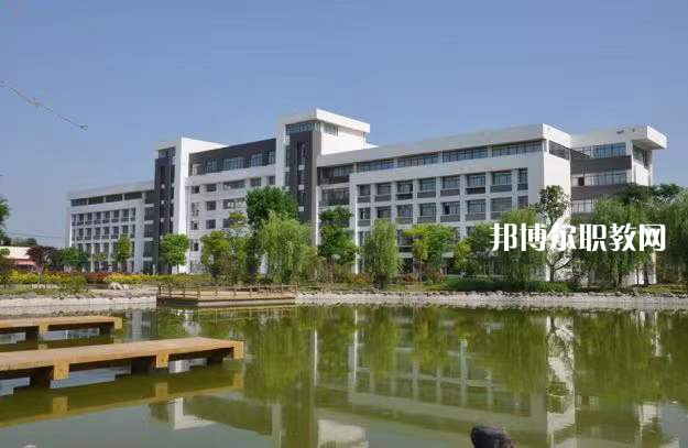 滁州市機(jī)械工業(yè)學(xué)校2022年報(bào)名條件、招生要求、招生對(duì)象