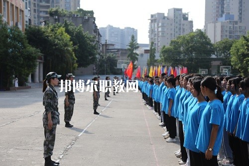 昆明醫(yī)藥職業(yè)技術(shù)學(xué)校2022年學(xué)費(fèi)、收費(fèi)多少