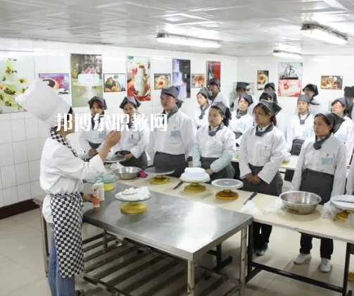 石家莊飲食集團烹飪職業(yè)學校2022年報名條件、招生要求、招生對象