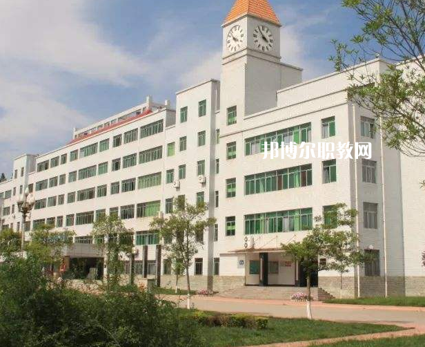文山州財(cái)貿(mào)學(xué)校2022年招生簡章