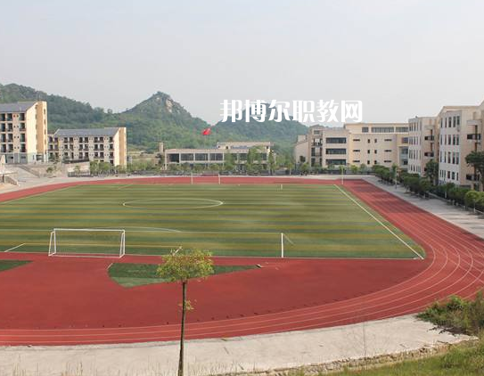 文山州財(cái)貿(mào)學(xué)校2022年學(xué)費(fèi)、收費(fèi)多少