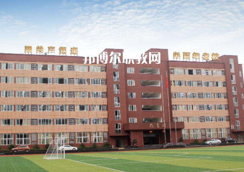 重慶工業(yè)管理職業(yè)學校2022年報名條件、招生要求、招生對象