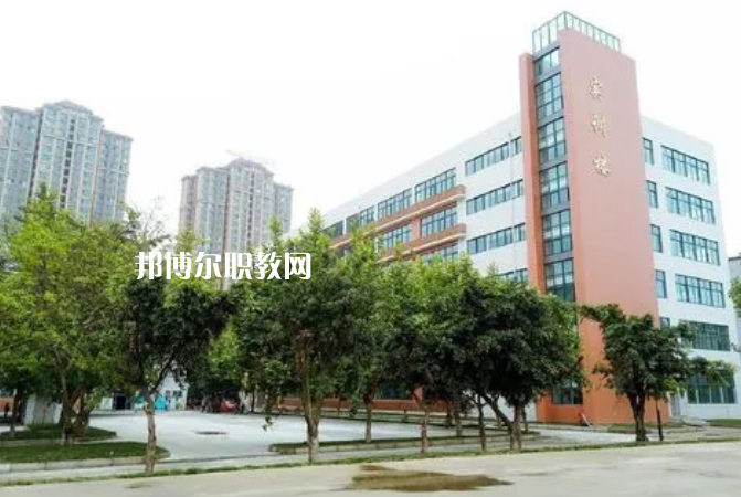 昆明現(xiàn)代科技學(xué)校2022年學(xué)費、收費多少