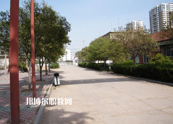 昭通衛(wèi)生學校2022年報名條件、招生要求、招生對象